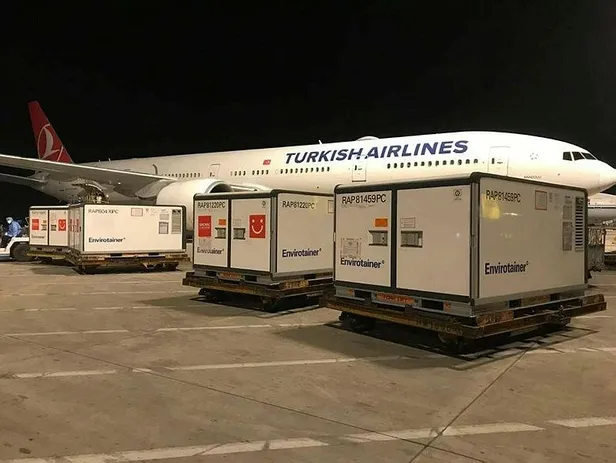 son-dakika-saglik-bakanligi-duyurdu-5-milyon-doz-sinovac-asisi-daha-turkiyeye-ulasti-1624117223907.jpeg Son dakika: Sağlık Bakanlığı duyurdu: 5 milyon doz Sinovac aşısı daha Türkiye'ye ulaştı-3