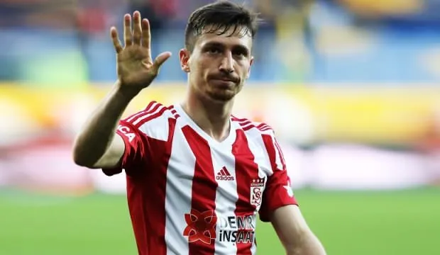 Galatasaray'a transfer olacağı konuşuluyordu... Mert Hakan Yandaş'tan 'ayrılık' açıklaması! - 2