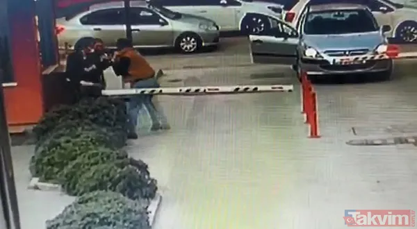 Bursa'da 2 ay önce boşandığı okul müdürü Yasemin Ağır'ı öldürüp iki kişiyi yaralayan polis memuru Bilal Ağır tutuklandı - 25