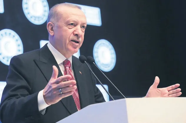 2021 yılı ihracatında yüzde 32.9 artışla 225 milyar 368 milyon dolara ulaşılarak tarih yazıldı!