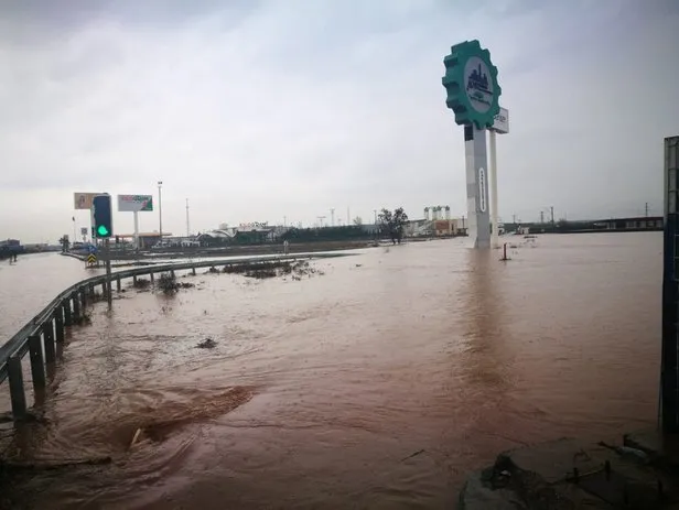 Son Dakika Izmir Eskisehir Tren Seferlerine Yagis Engeli Takvim