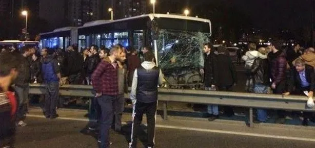 Merter’de metrobüs kazası