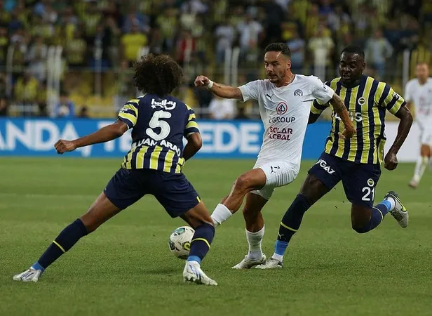 Fenerbahçe'de Willian Arao’dan Kante performansı!-3