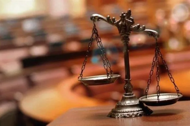 Sadakat borcuna uymayana tazminat