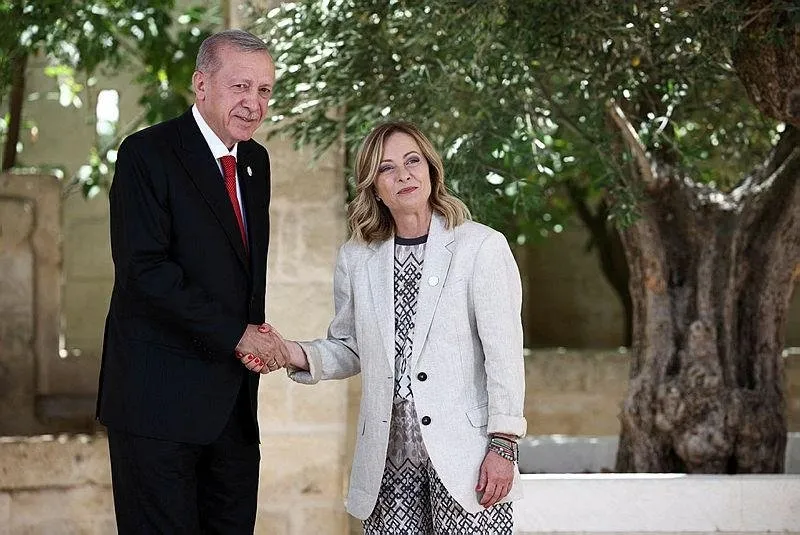 Başkan Erdoğan'ı İtalya Başbakanı Meloni karşıladı. (14 Haziran 2024)