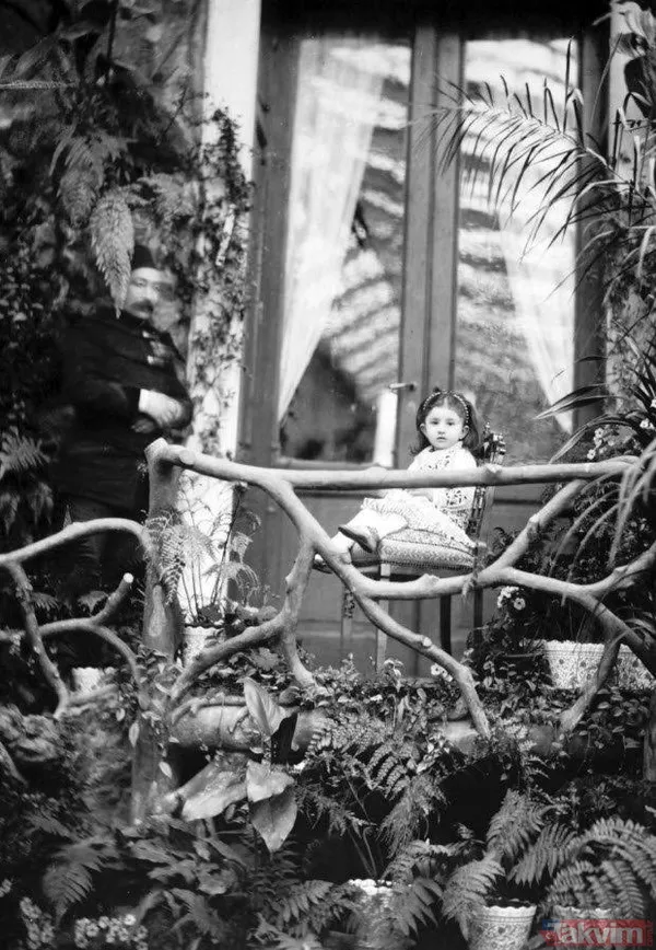 2.Abdülhamid ve Adile Naşit arasında şaşırtan bağ! - 16