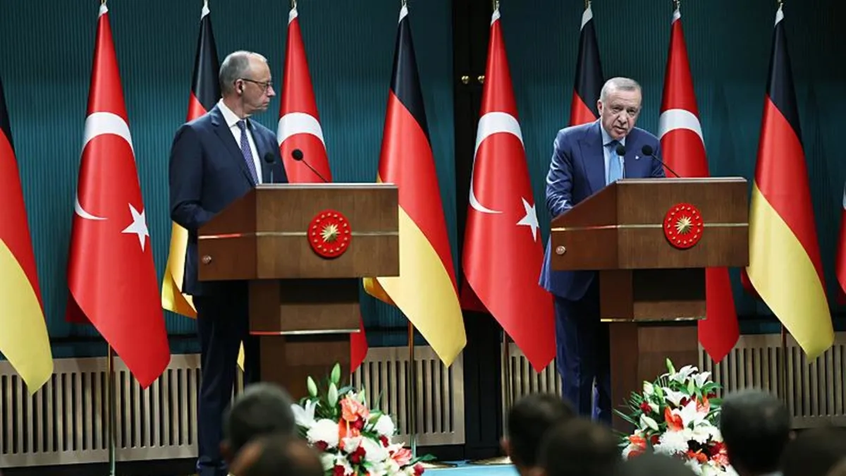 Başkan Erdoğan'dan Alman gazeteciye İmamoğlu ayarı! Kumarbaz hakemlere tepki: Ne gerekiyorsa yapılıyor