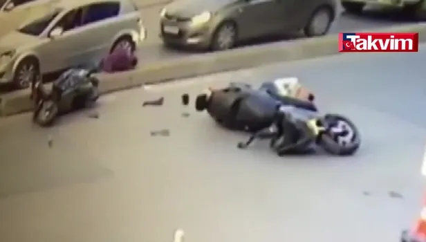 Ümraniye’de feci motosiklet kazası kamerada