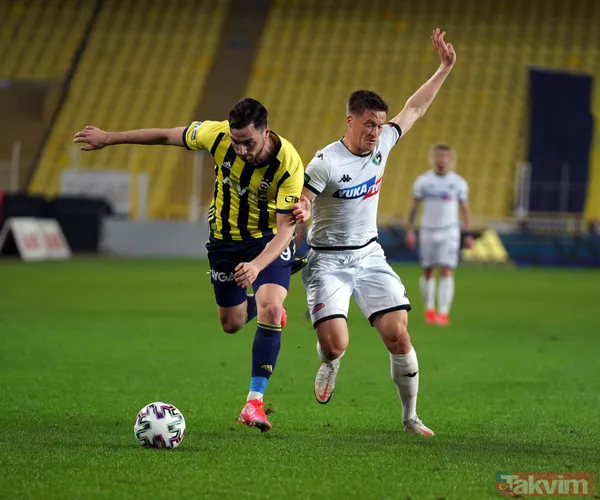 Emre Belözoğlu Fenerbahçe'nin başındaki ilk maçının ardından konuştu: Sonunun güzel olacağına inanıyorum - 37