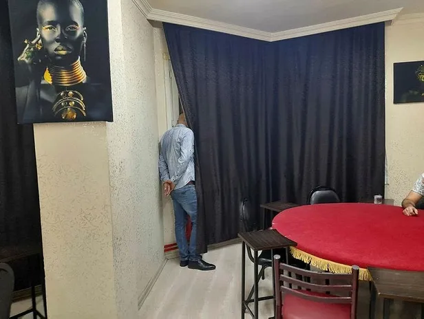 SON DAKİKA: Polisi gören terasa kaçtı! Bağcılar'da 6 mekana kumar baskını: 95 kişiye 329 bin 555 TL para cezası-3