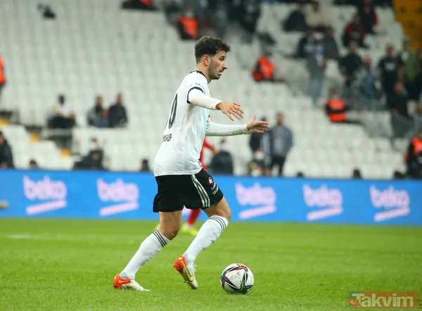 Beşiktaş'ta bir dönem kapanıyor! Oğuzhan Özyakup o günü bekliyor... - 1