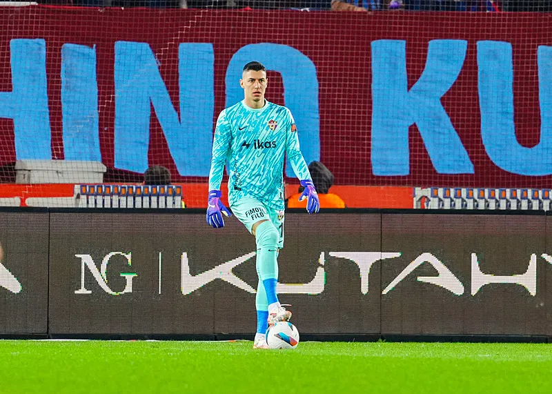 Fenerbahçe ve Galatasaray'ın transfer savaşı! Kale o isme emanet - 11