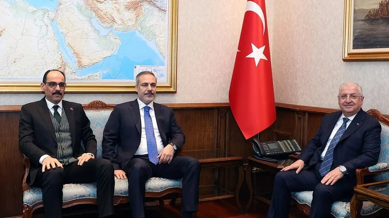 Ankara'da güvenlik toplantısı: Milli Savunma Bakanı Yaşar Güler, Dışişleri Bakanı Hakan Fidan ve MİT Başkanı İbrahim Kalın ile bir araya geldi-2
