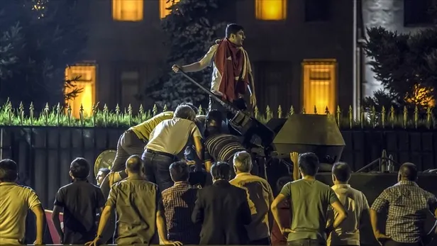 İşte dakika dakika 15 Temmuz’da yaşananlar! İhanet ve diriliş