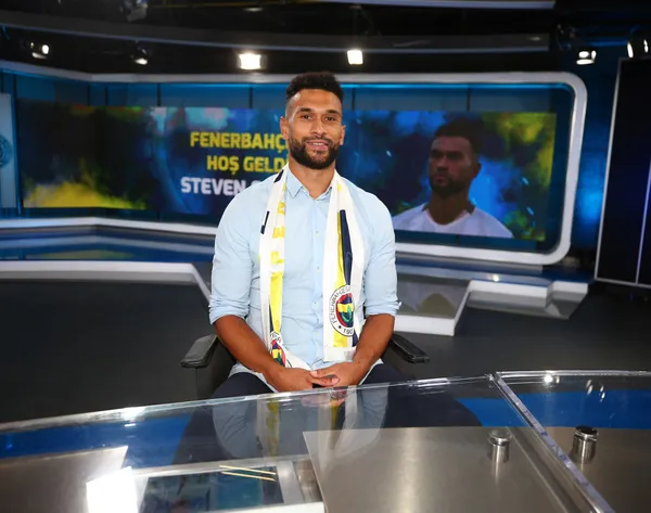 fenerbahcenin-yeni-transferi-steven-caulkerin-carpici-hayat-hikayesi-alkol-ve-kumar-batagina-saplandi-futbolu-birakacakti-1625144160062.jpg