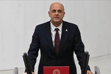 Ümit Özlale İyi Parti'den istifa etti