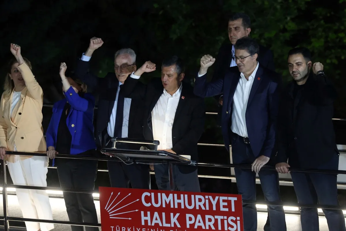 1779488272762.jpeg Kılıçdaroğlu ve Özgür Özel telefon görüşmesi yaptı! CHP 38. Olağan Kurultay davası kararı sonrası ilk temas-5