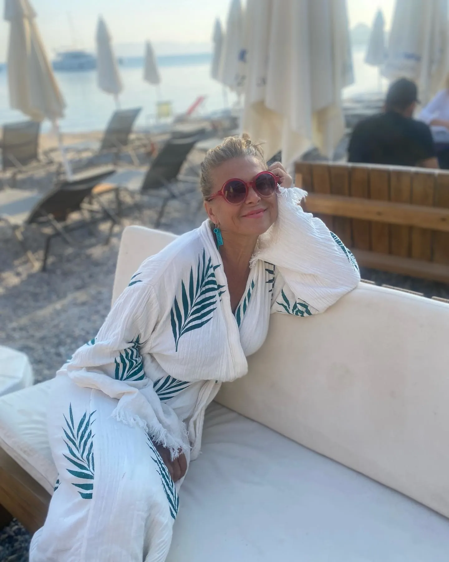 Çocuklar Duymasın'ın Emine’si Melek Şahin son haliyle parmak ısırttı! Çaycı Hüseyin’in eşini gören tanıyamadı - 19