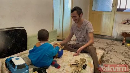 Baba çaresiz kaldı! 2 yaşındaki oğluyla yardıma muhtaç halde