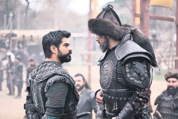 cicegi-burnunda-cift-yasmin-erbil-ve-yigit-poyrazdan-deprem-bolgesine-anlamli-ziyaret-1678129687778.jpeg Çiçeği burnunda çift Yasmin Erbil ve Yiğit Poyraz'dan deprem bölgesine anlamlı ziyaret-12