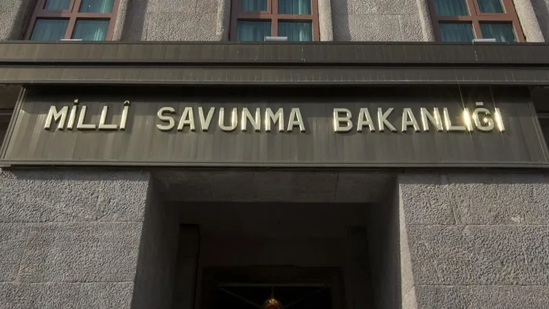 milli-savunma-bakanligi-personel-alimi-2025-msb-1113-isci-alimi-son-basvuru-tarihi-ne-1766736420085.jpg