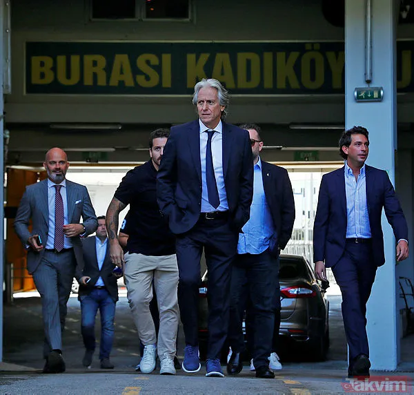 Jorge Jesus sonrası gözler ona çevrildi! Fenerbahçe’de Diego Rossi için yeni karar - 5