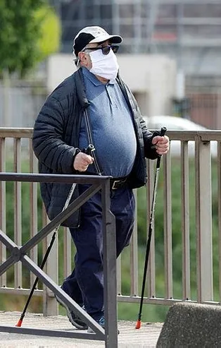 Son dakika: Fransa'da Kovid-19'dan ölenlerin sayısı 24 bin 87'ye yükseldi