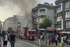 Arnavutköy'de korkutan yangın! Sünger deposundan iki binaya sıçradı