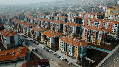 bosa-cabaliyorlar-1682811274441.jpeg