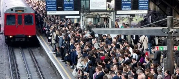 Ve Londra’da hayat durdu