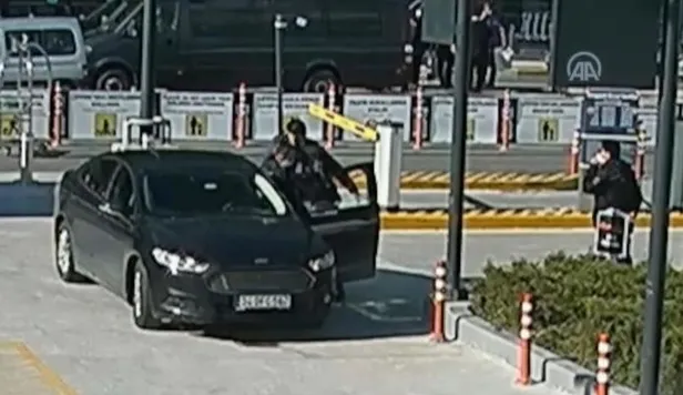 Son dakika: Kripto para borsası Thodex'in sahibi Faruk Fatih Özer'in yurt dışına kaçışının görüntüleri ortaya çıktı-5