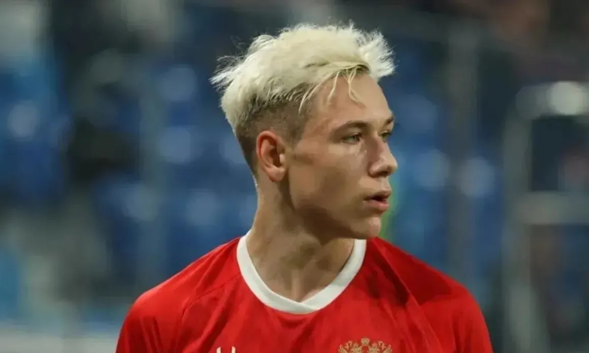 galatasaray-2-transferini-bitiriyor-batrakov-cok-yakin-1786721095892.jpeg Galatasaray 2. transferini bitiriyor! Batrakov için 25 milyon euro-3