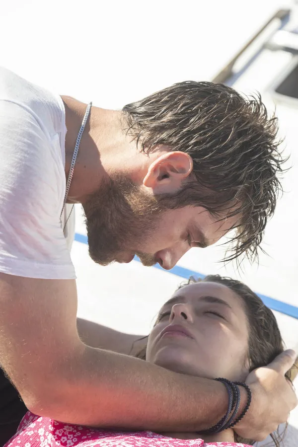 vermem-seni-ellere-7-bolumuyle-nefes-kesti-zelis-mehmet-ile-ilgili-gerceklerle-yuzlesti-1690794991689.jpg Vermem Seni Ellere 7. bölümüyle nefes kesti! Zeliş, Mehmet ile ilgili gerçeklerle yüzleşti!-2