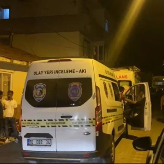 Kızını boğarak öldürdü