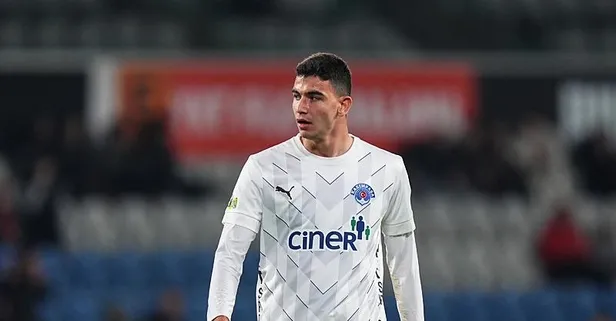 Aston Villa Carlos’u sattı, Yasin’i aldı!