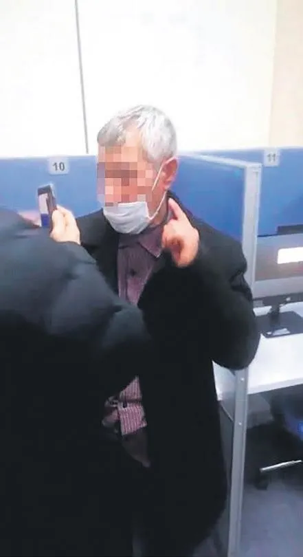 10-sokak-kopegi-tarafindan-saldiriya-ugrayan-enes-koca-tam-9-kez-operasyon-gecirdi-bacaginda-kopan-sinir-onarilamadi-1641333149676.jpeg 10 sokak köpeği tarafından saldırıya uğrayan Enes Koca tam 9 kez operasyon geçirdi! Bacağında Kopan sinir onarılamadı-4