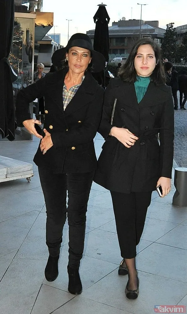 Reha Muhtar ile Deniz Uğur'un ikizleri Poyraz ve Mina büyüdü babalarının kopyaları oldu! İkizlerin son halleri... - 42