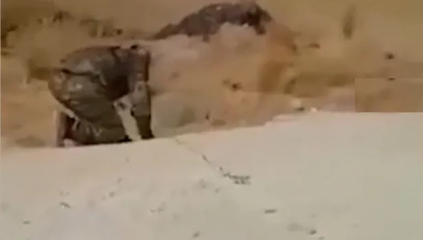 Hain tuzak son anda fark edildi! Resulayn ile Tel Abyad arasındaki yollarda mayın temizliği