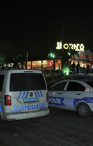 Ankara'da kafede silahlı kavga! 1'i ağır 2 yaralı