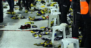 Fenerbahçeli taraftarlardan Elazığdaki depremzedelere destek! Elazığ üşüme Fenerbahçe seninle