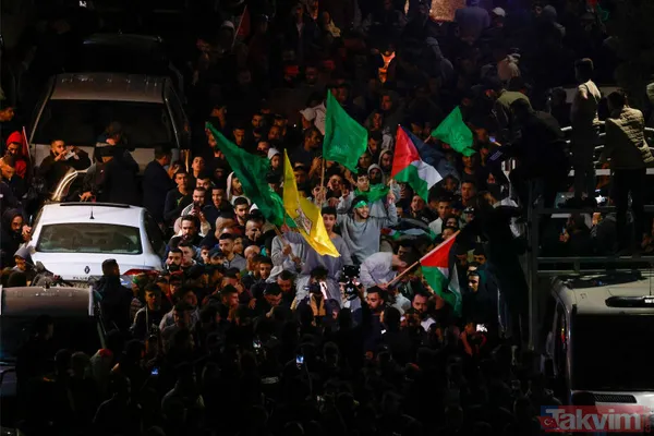 Tarihi esir takası tarihi kareler! İsrailli rehineler Hamaslılara el sallayıp veda etti... Siyonist işgalciler ise Filistinlilere saldırdı - 15