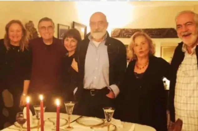 FETÖ'nün medya ayağı Nazlı Ilıcak'ın evinde bir araya geldi!