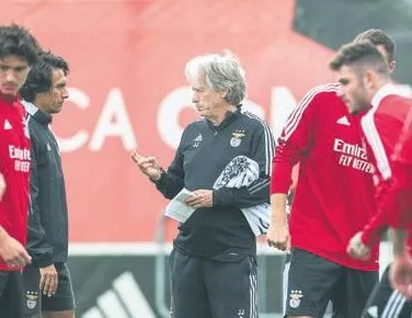 Jorge Jesus’ta 1+1 krizi