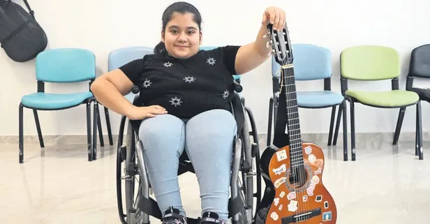 Hayata gitar sayesinde tutundu