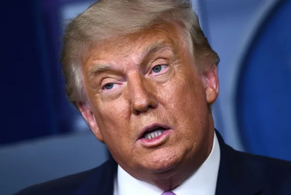 facebook-donald-trump-yasaginin-devamina-karar-verdi-1620224650702.jpg Facebook Donald Trump yasağının devamına karar verdi! "Utanç verici"-3