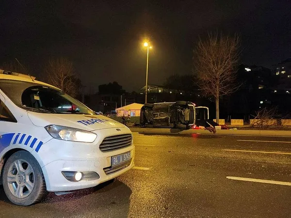 Son dakika: Kartal'da sarhoş sürücü ortalığı birbirine kattı!-4