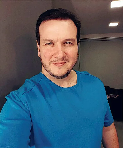 15-ayda-8-kilo-verdiren-diyet-39-yasindaki-pelin-karahan-zayiflama-sirrini-tum-detaylariyla-ceyda-duvenciye-an-1700204912157.jpg 1,5 ayda 8 kilo verdiren diyet! 39 yaşındaki Pelin Karahan zayıflama sırrını tüm detaylarıyla Ceyda Düvenci’ye anlattı!-7