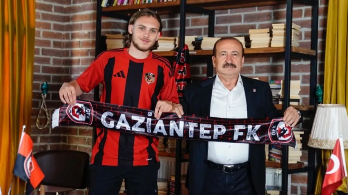 Enver Kulasin’den Antep’e 3+1 yıllık imza