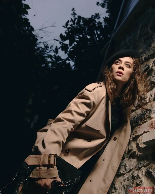 7,5 aylık hamile olan Demet Evgar’ın son haline bakın! Karnı burnunda mayolu pozunu verdi! Sosyal medya sallandı - 7