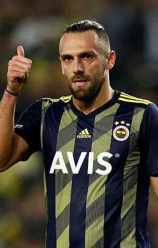 Fenerbahçe büyük umutlarla transfer etmişti | Vedat Muriqi nerede?